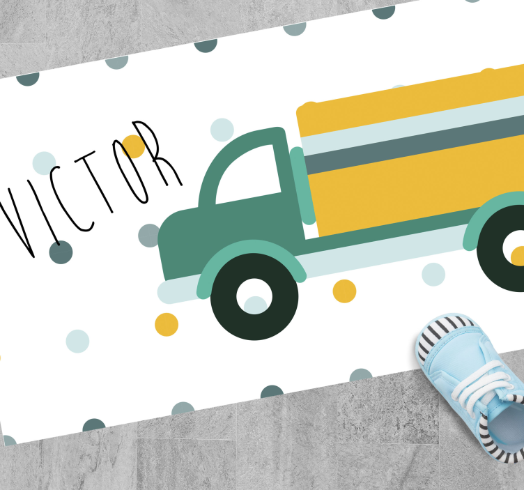 Caminhão com tapete personalizado com nome - TenStickers