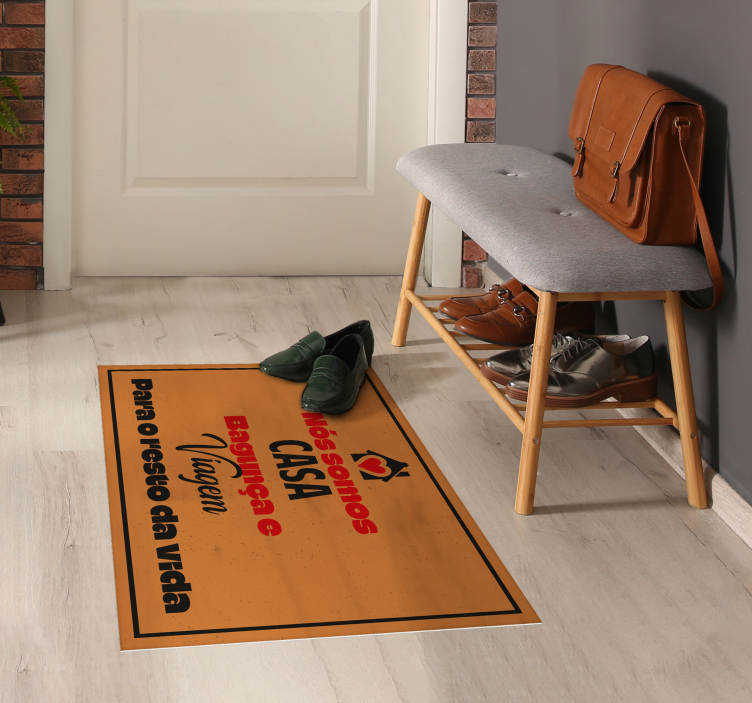 Tapete vinílico entrada Nós somos casa com nome - TenStickers