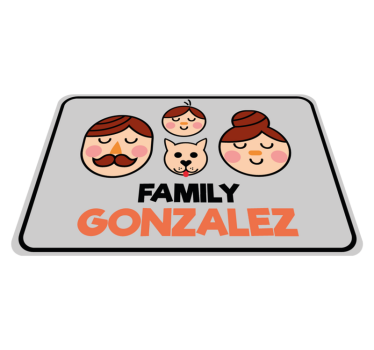 Nomes com família e cão. Tapete de vinil personalizado - TenStickers