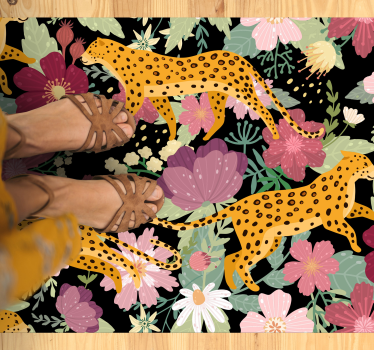 Tapete com estampa de leopardo flores estampa animal - TenStickers