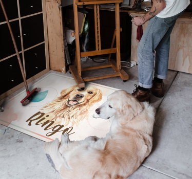 Golden retriever tapete de água e comida para animais - TenStickers