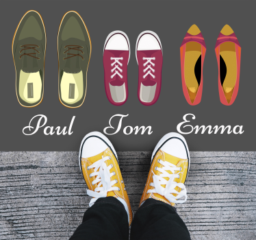 Nomes de familiares com sapatos tapete de vinil personalizado - TenStickers
