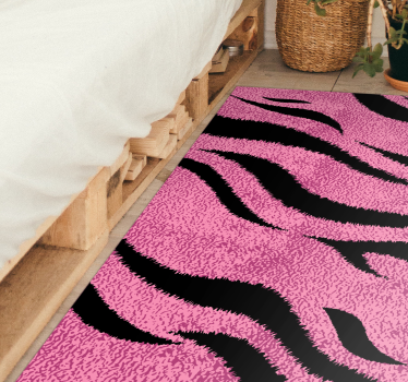 Tapete de pele de tigre rosa com estampa animal - TenStickers
