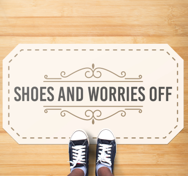 Tapete vinílico frases e textos sapatos se preocupe - TenStickers
