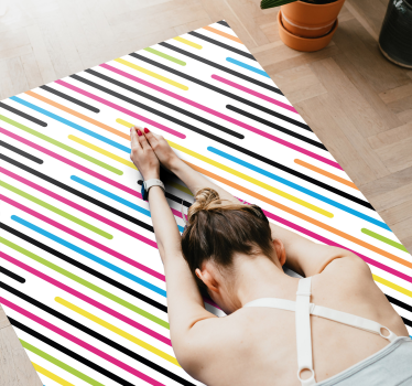 Tapetes contemporâneos de riscas coloridas - TenStickers