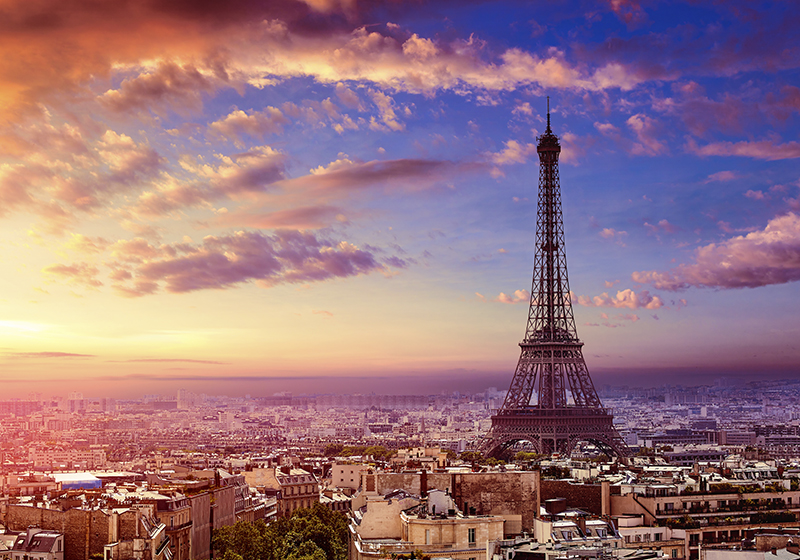 Tapete vinílico roxo vista de paris - TenStickers